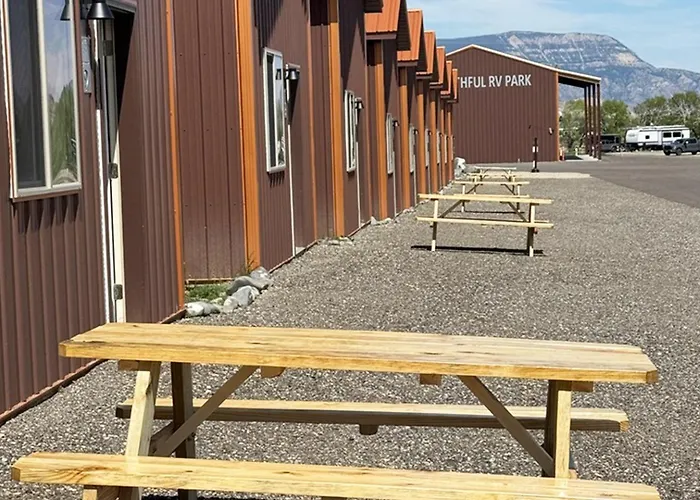 Сasa de vacaciones Old Faithful Rv Park Llc *